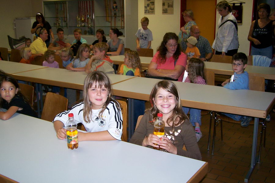 16.8.2007: Germania-Jugend bei der Freiwilligen Feuerwehr Griesheim