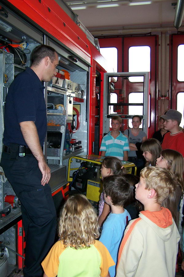 16.8.2007: Germania-Jugend bei der Freiwilligen Feuerwehr Griesheim