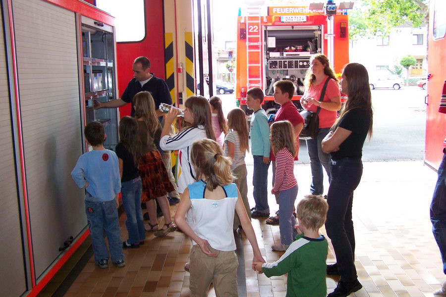 16.8.2007: Germania-Jugend bei der Freiwilligen Feuerwehr Griesheim