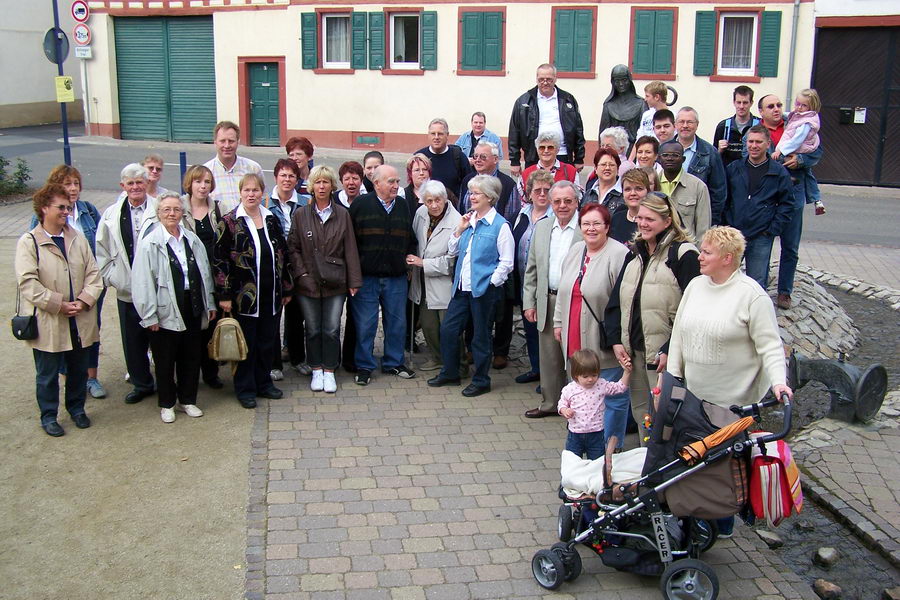 9.9.2007: Vereinsausflug zum Traubenlesefest in Schornsheim