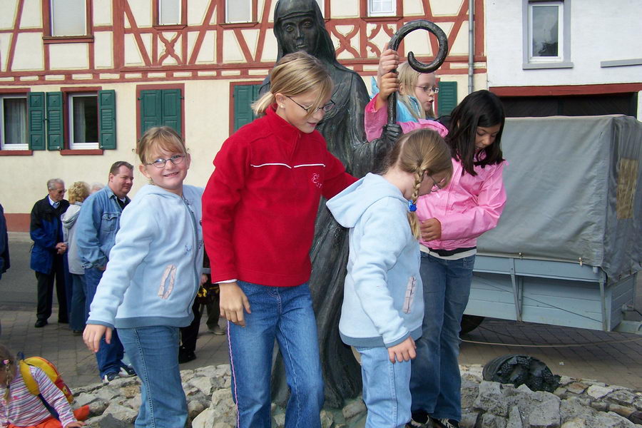 9.9.2007: Vereinsausflug zum Traubenlesefest in Schornsheim