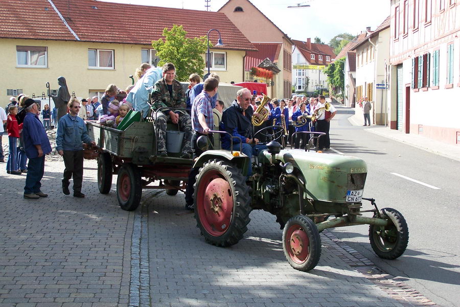 9.9.2007: Vereinsausflug zum Traubenlesefest in Schornsheim