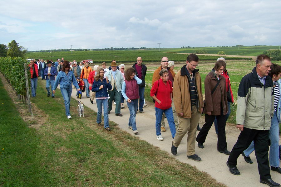 9.9.2007: Vereinsausflug zum Traubenlesefest in Schornsheim