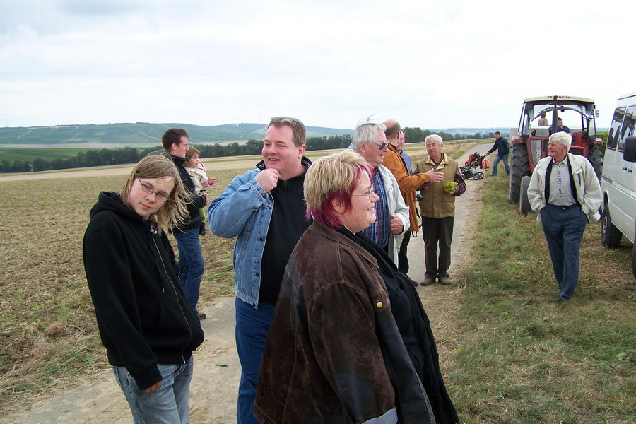 9.9.2007: Vereinsausflug zum Traubenlesefest in Schornsheim