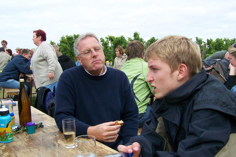 9.9.2007: Vereinsausflug zum Traubenlesefest in Schornsheim