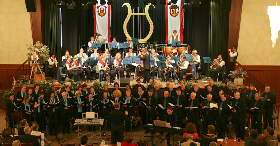 25.10.2008: Blech trifft Stimme - Konzert mit dem Blasmusikverein Griesheim